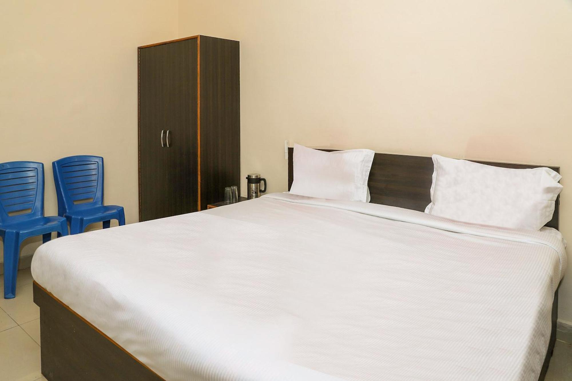 OYO 35425 Hotel Duke Inn Jhānsi Buitenkant foto